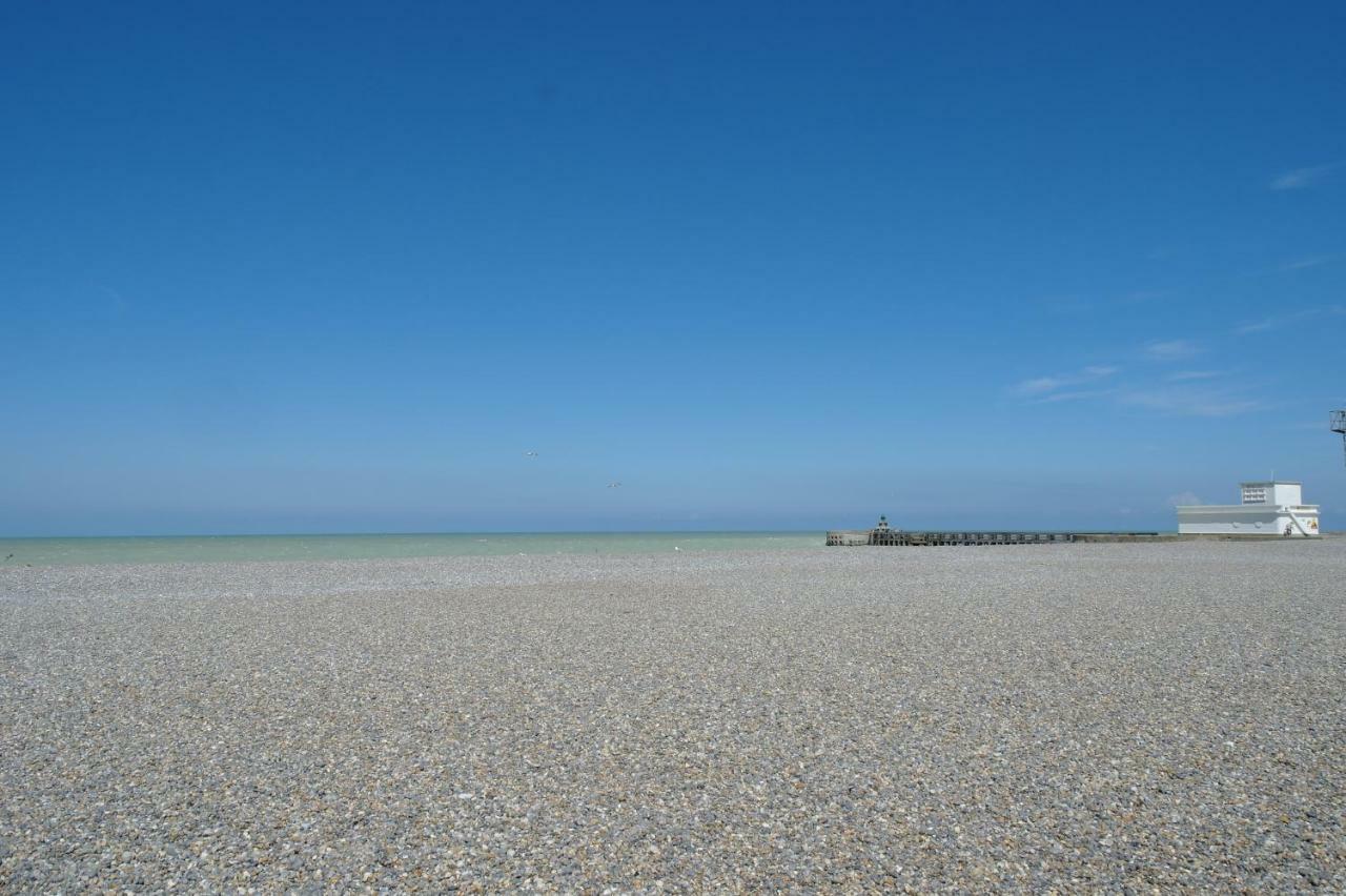 Appartement Quai Ouest, Vue Entree Port, Stationnement Gratuit, Lits Faits Pour Votre Arrivee, Serviettes De Toilettes Fournies Dieppe Kültér fotó